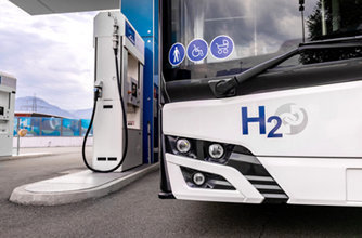ポーランド バッテリーメーカーとの新型水素燃料電池システムの開発に向けた活動に着手